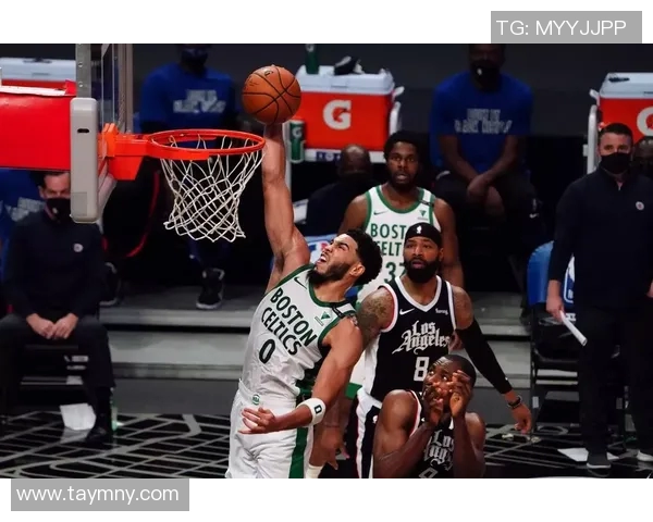 快船与凯尔特人历史交锋回顾及两队发展历程分析 快船与凯尔特人历史交锋回顾及两队发展历程分析